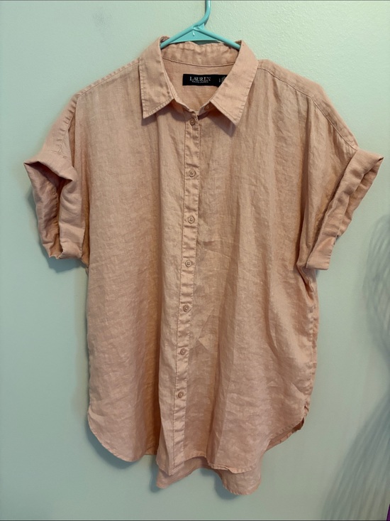 Tops - Linen Short-Sleeve Button-Up Linen Shirt in Blush